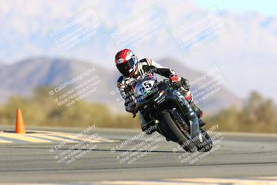 media/Jan-09-2022-SoCal Trackdays (Sun) [[2b1fec8404]]/Turn 14 (10am)/